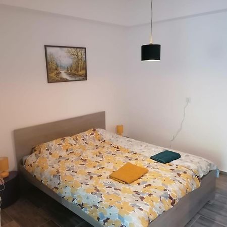 Zagreb 2 Botanical Garden Budget Apartment Екстериор снимка